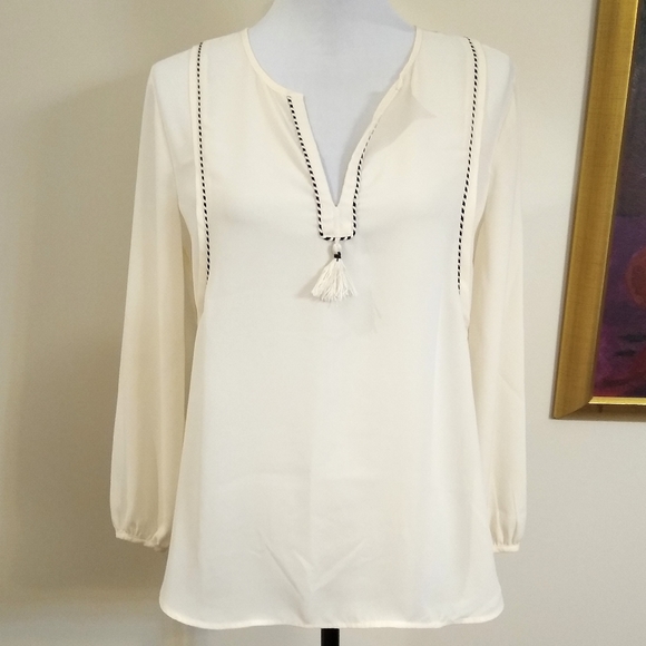 J. Crew Tops - ❤️J. Crew off white tunic blouse, size 4P.